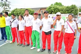 Los entrenadores de las distintas ramas deportivas del programa de formación.